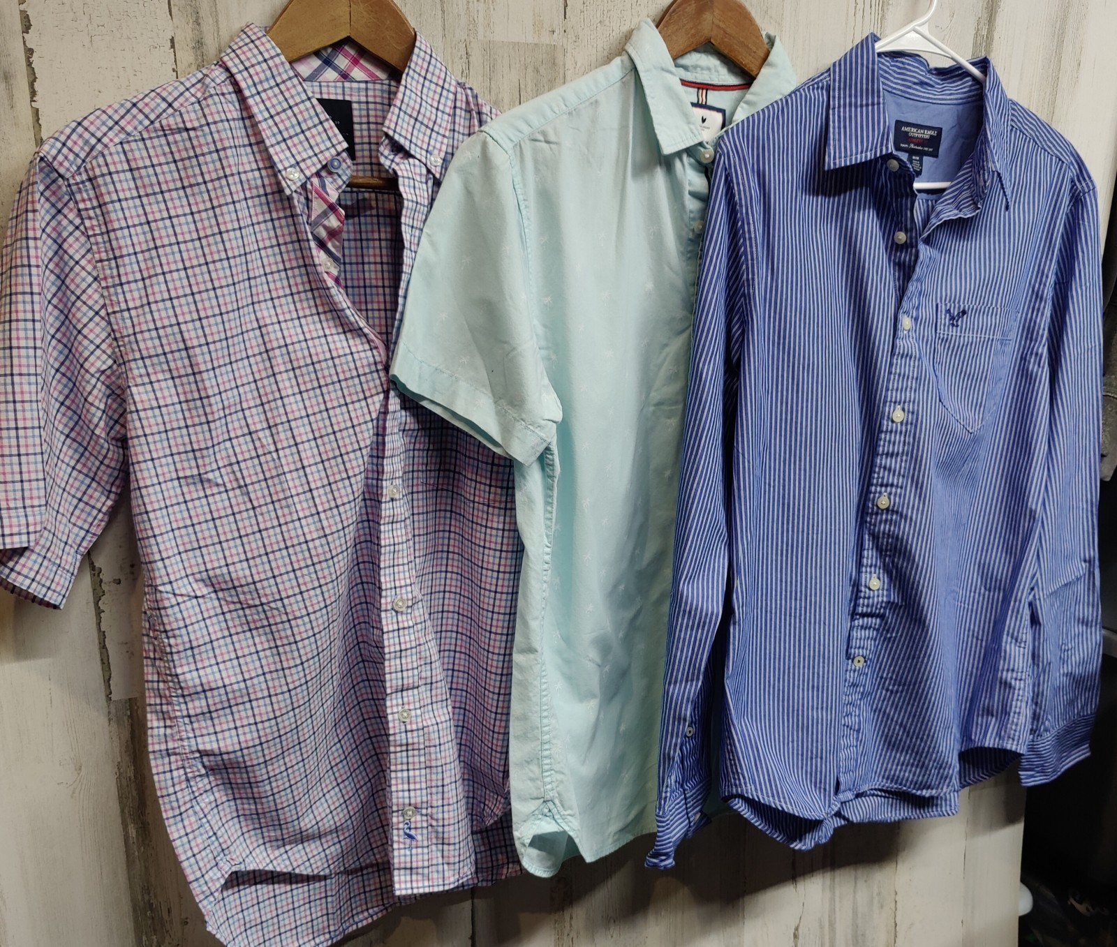 Lot of 3 Men’s Mixed Casual Button Up Shirts Size S (Measures Medium)& Medium