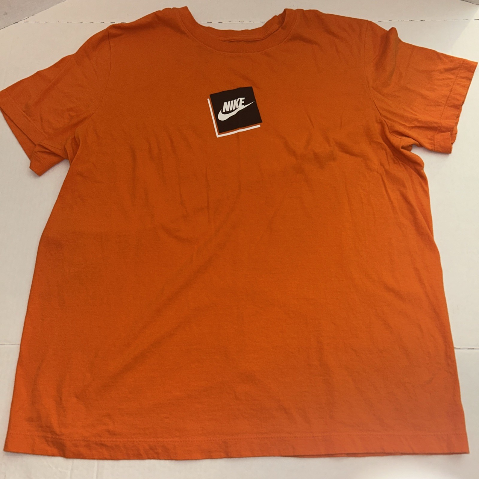 Nike Air Men’s Orange Athletic T-Shirt Size X-Large Blocked Logo Gym Graphic