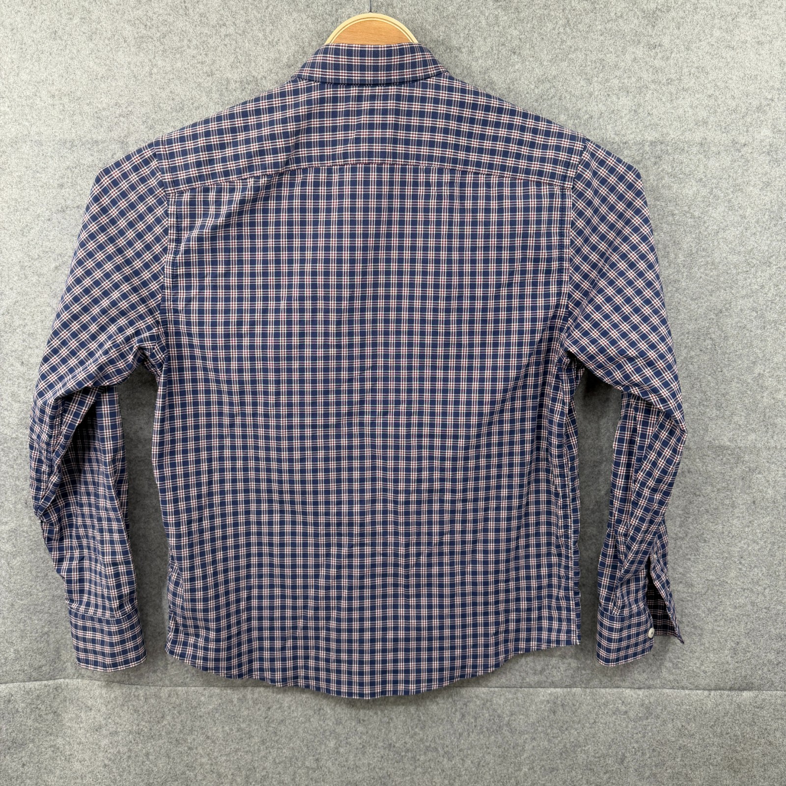 Untuckit Men’s Long Sleeve Button Down Shirt Medium Blue Plaid Preppy Classic