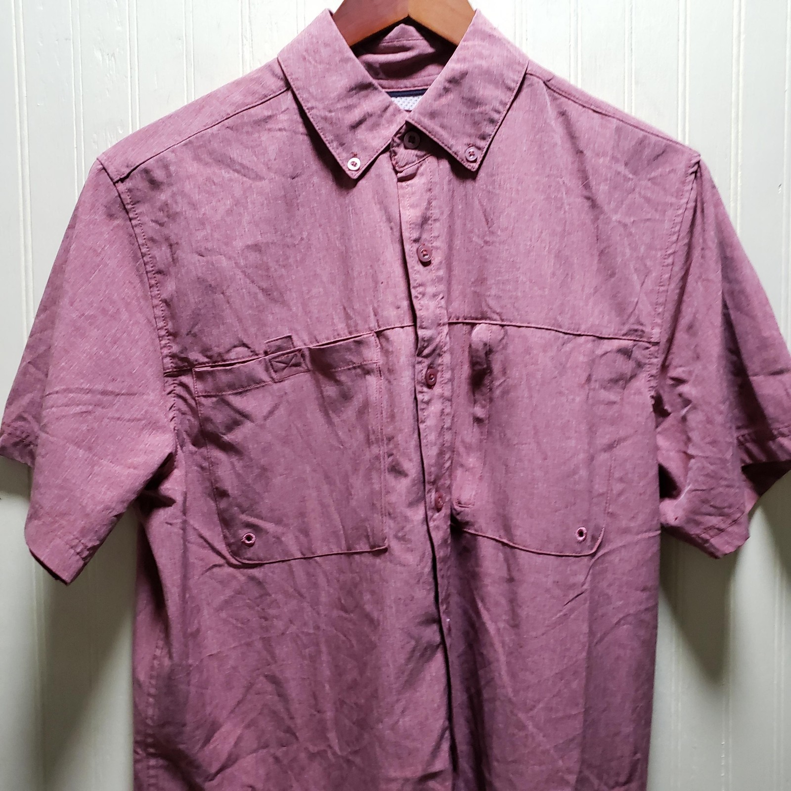 X-Caster Shirt Mens Small Pink Short Sleeve Fishing UPF 30+ Vented Button-Up