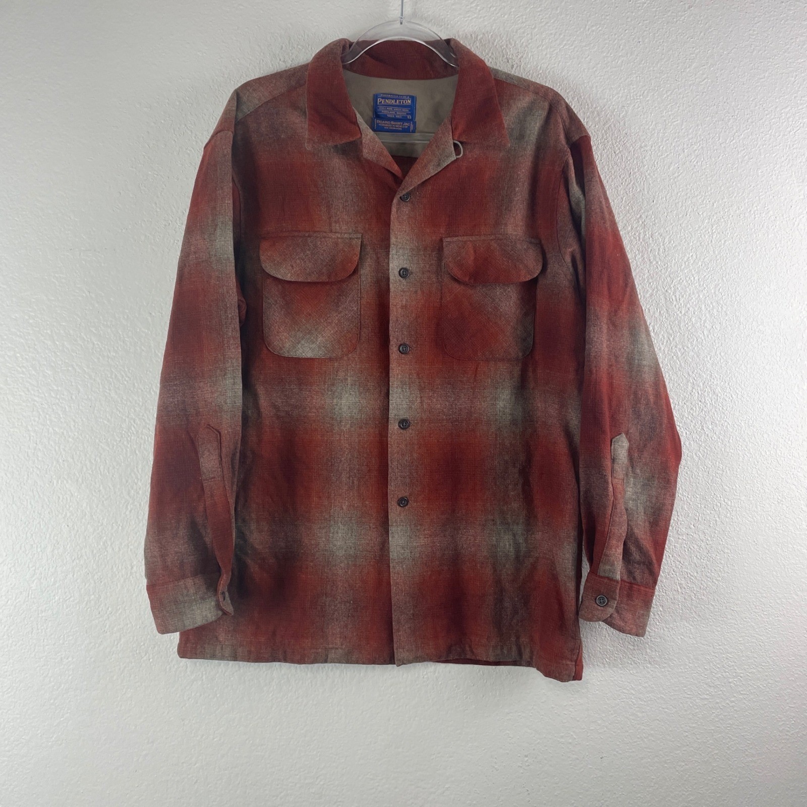 Pendleton Board Shirt Jac Large Red Tan Ombre Plaid Virgin Wool Flannel Outdoor