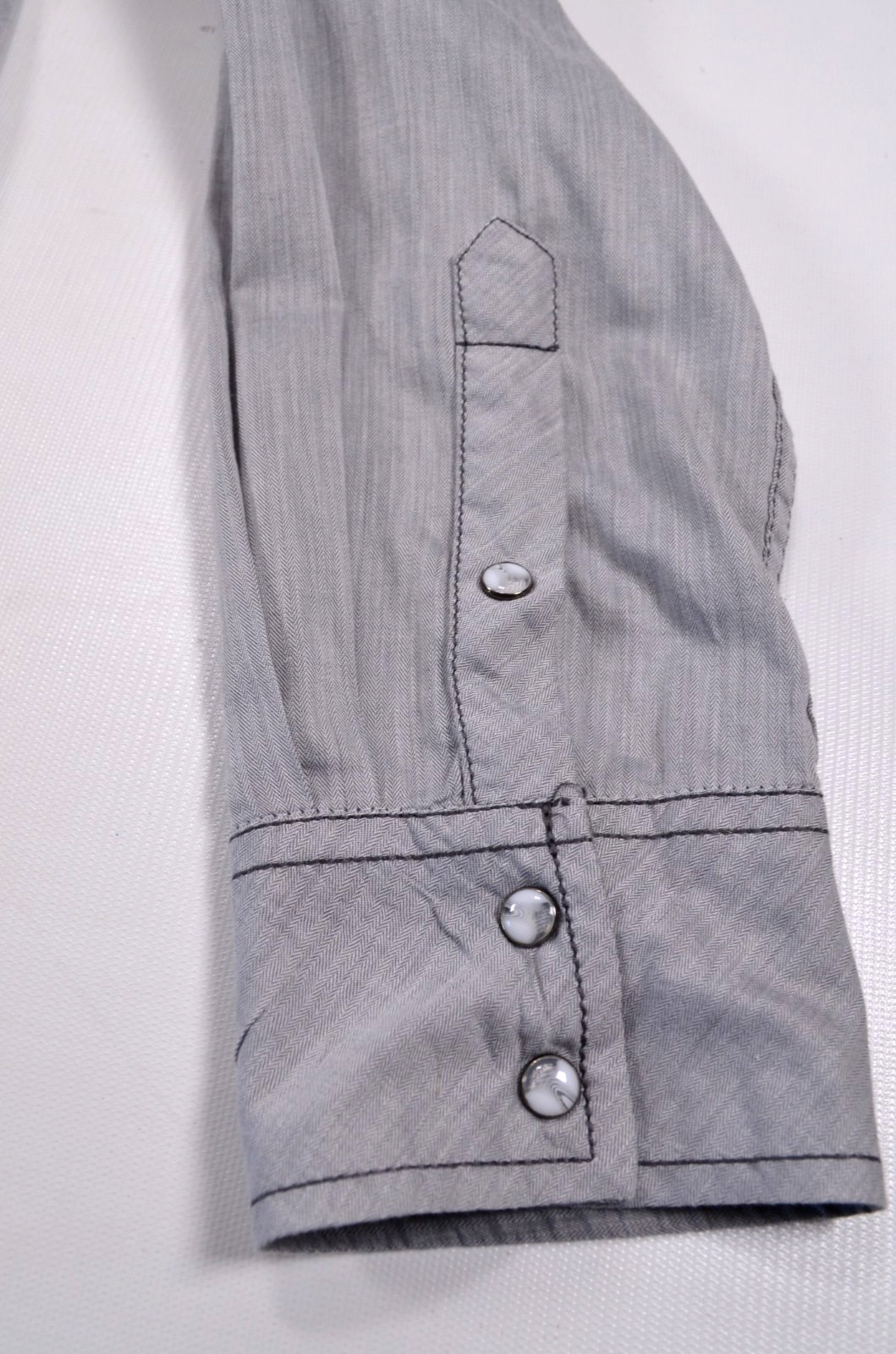 BKE Standard Fit Men’s Western Shirt Size Large Gray Snap Front