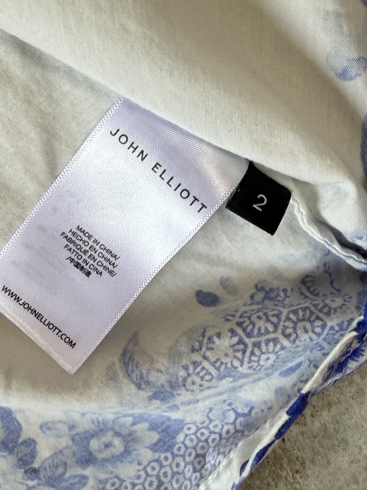 John Elliott Blue Tile Print Shirt Cotton Rayon Size 2 Medium Resort