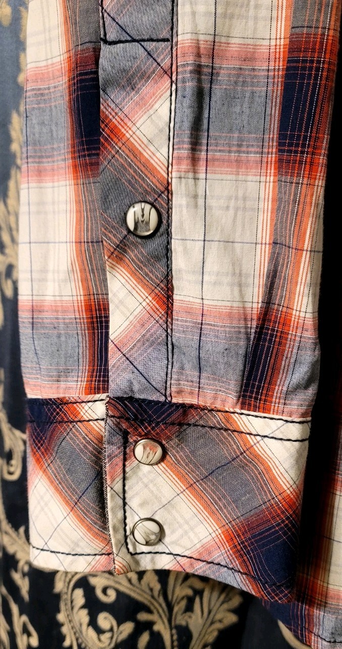 Various Artists Men’s Snap Button Up XXL, long Sleeve Shirt, Pre-owned.