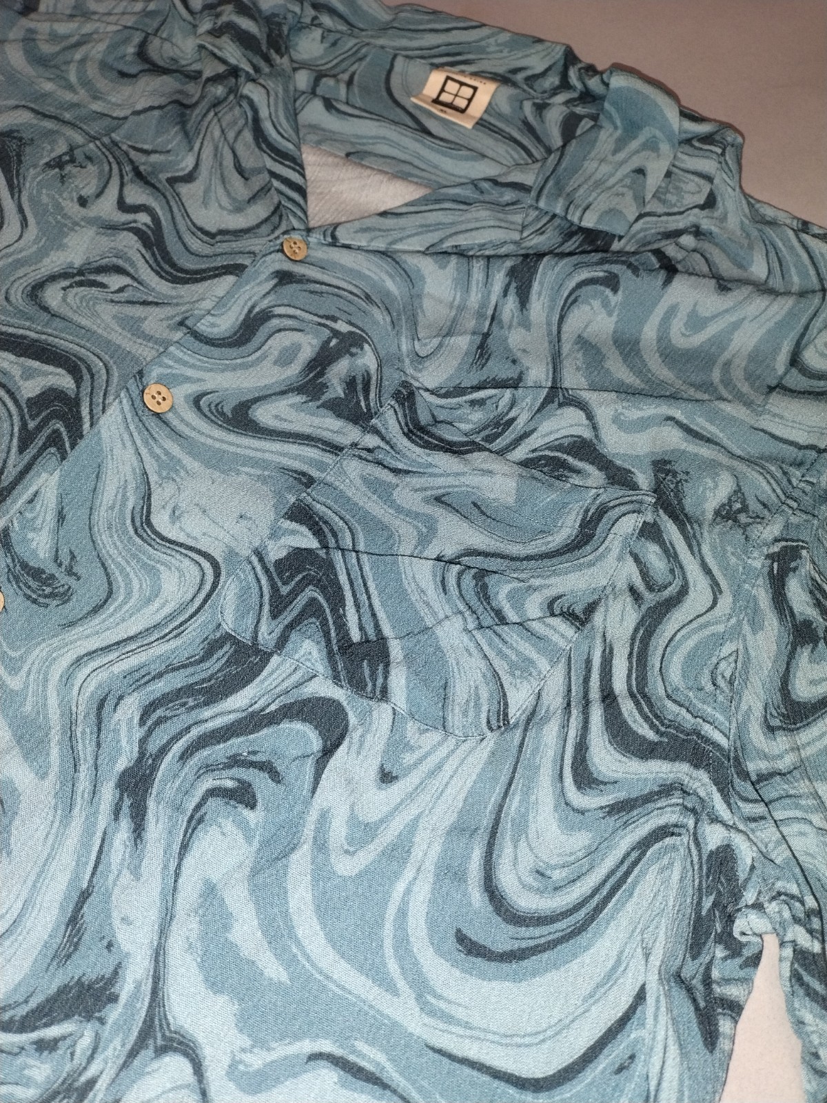 Insight Resort Shirt XL Blue Marble Swirl Camp Collar Button Up Short Sleeve