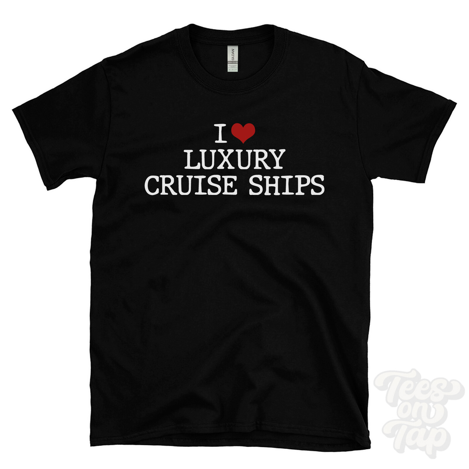 I LOVE LUXURY CRUISE SHIPS T-SHIRT heart boats premium travel vacations water