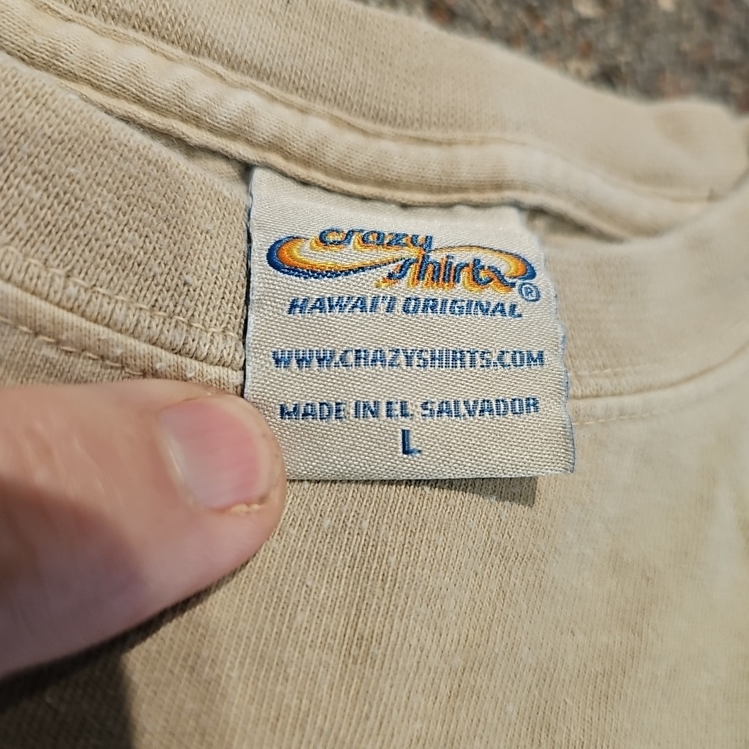 Crazy Shirts Kauai Hawaii Cranky Rooster T-shirt Tan Sz L 100% Combed Cotton EUC
