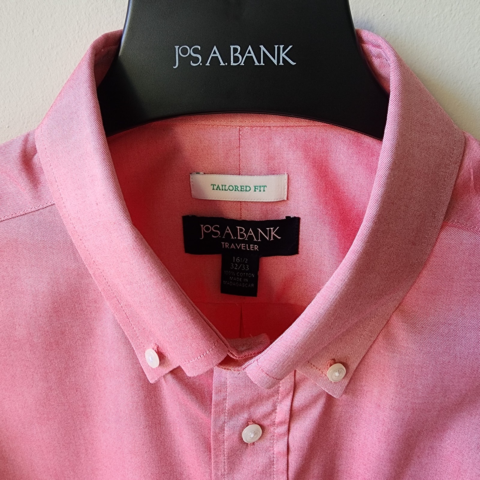16.5 32/33 Shirt Light Red Pink Salmon Traveler Jos A Bank Non Iron Tailored Man
