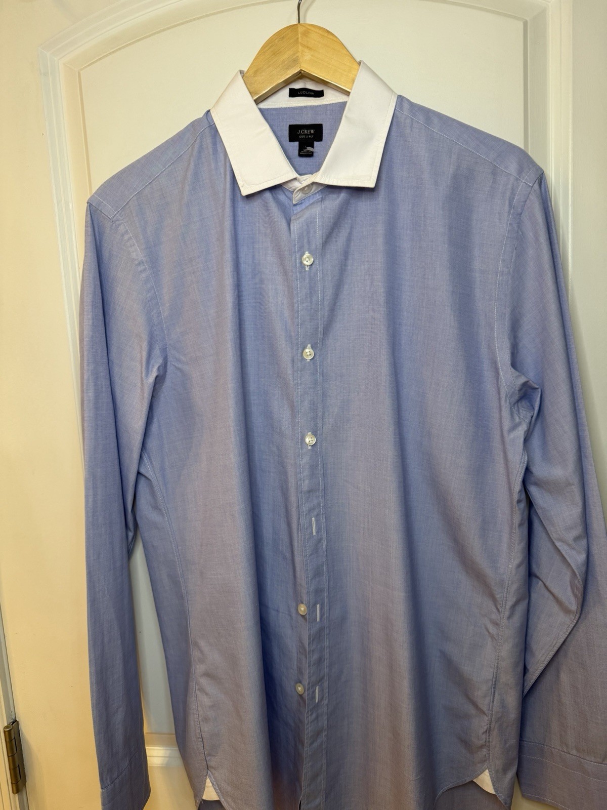J Crew Men’s Blue Shirt With White Contrast Collar 120’s, Size L