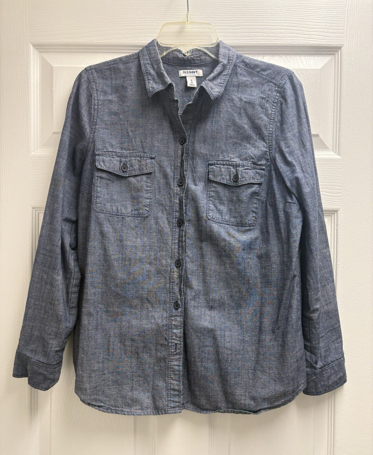 Old Navy Men’s Blue Chambray Button-Front Shirt M Regular 2 Pocket Long Sleeve