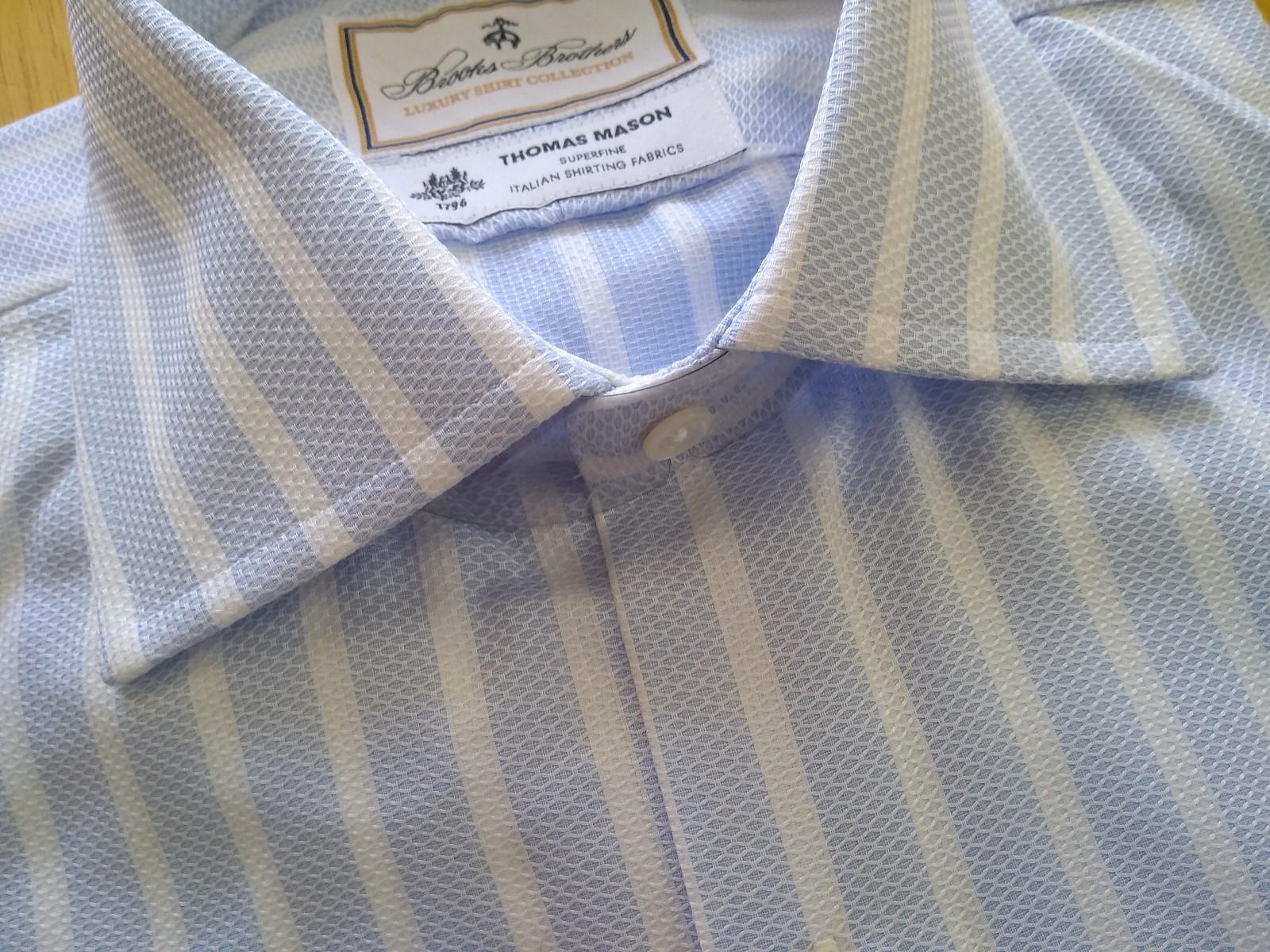 NWOT Brooks Brothers Luxury Collection Blue with White Stripe Regent MSRP $168