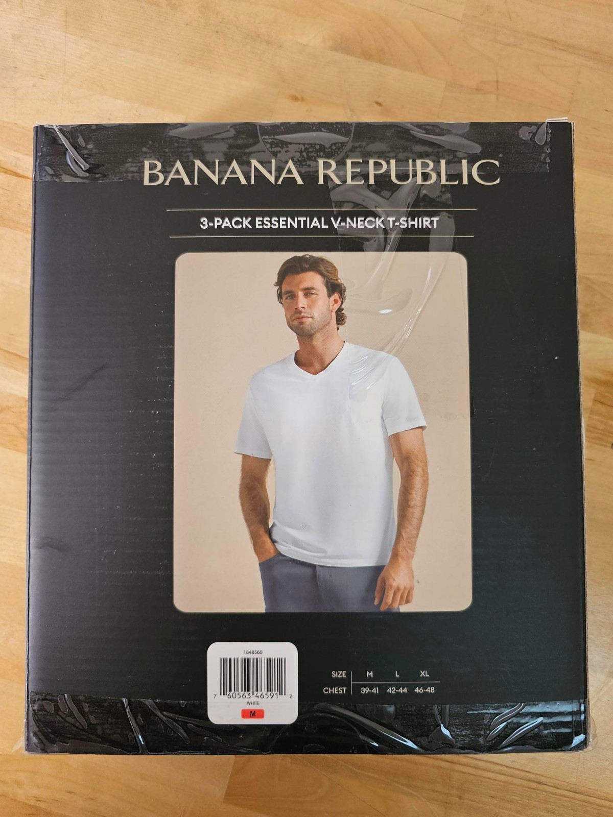 M / MEDIUM – WHITE – 3-PACK – Banana Republic Men’s V-Neck Tee Cotton Stretch
