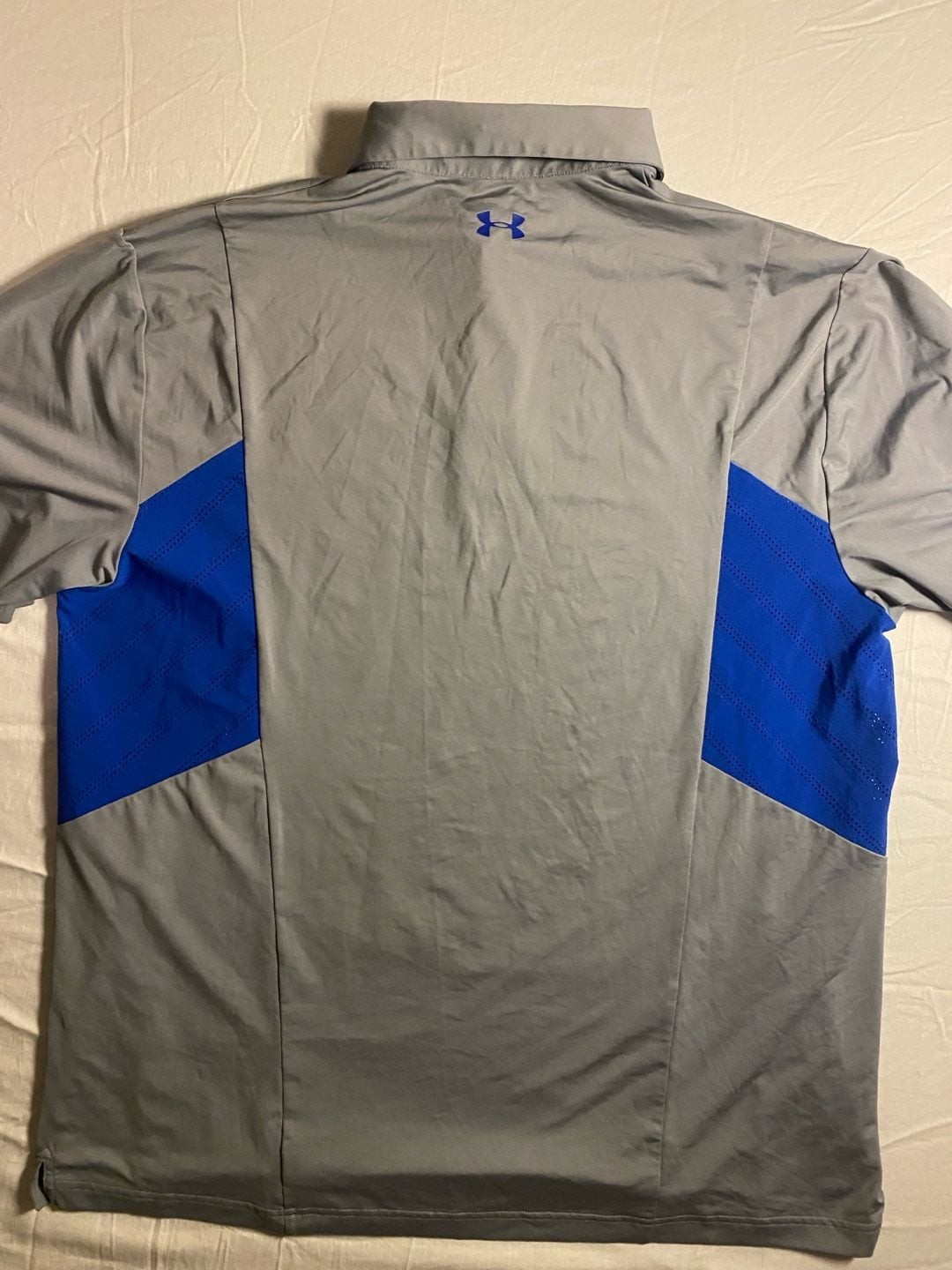 Under Armour Men’s Loose Fit Gray and Blue Vented Golf Shirt Size 2XL SKU1008