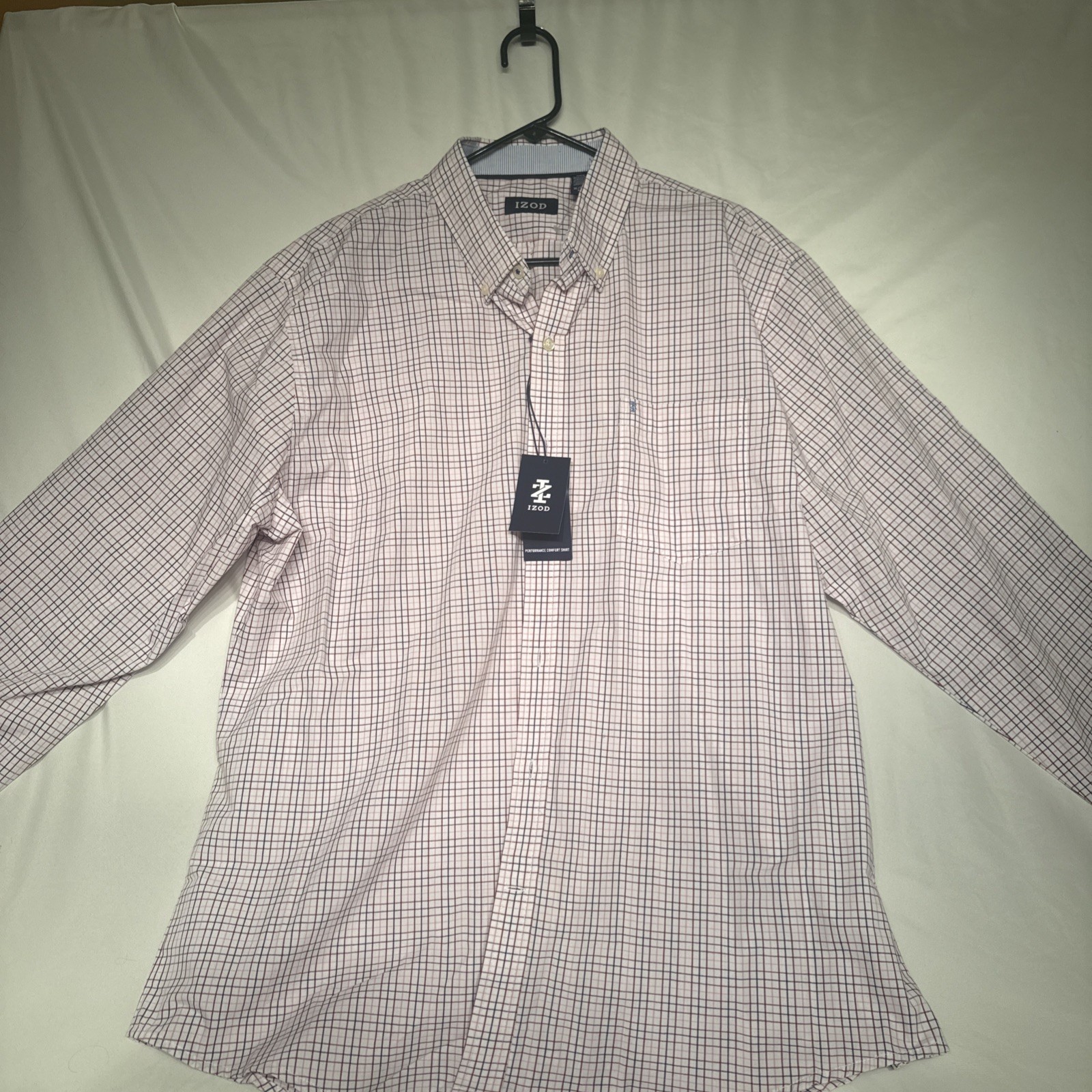 IZOD Men’s XL Performance Comfort Casual Plaid Biking Red Button Down Shirt