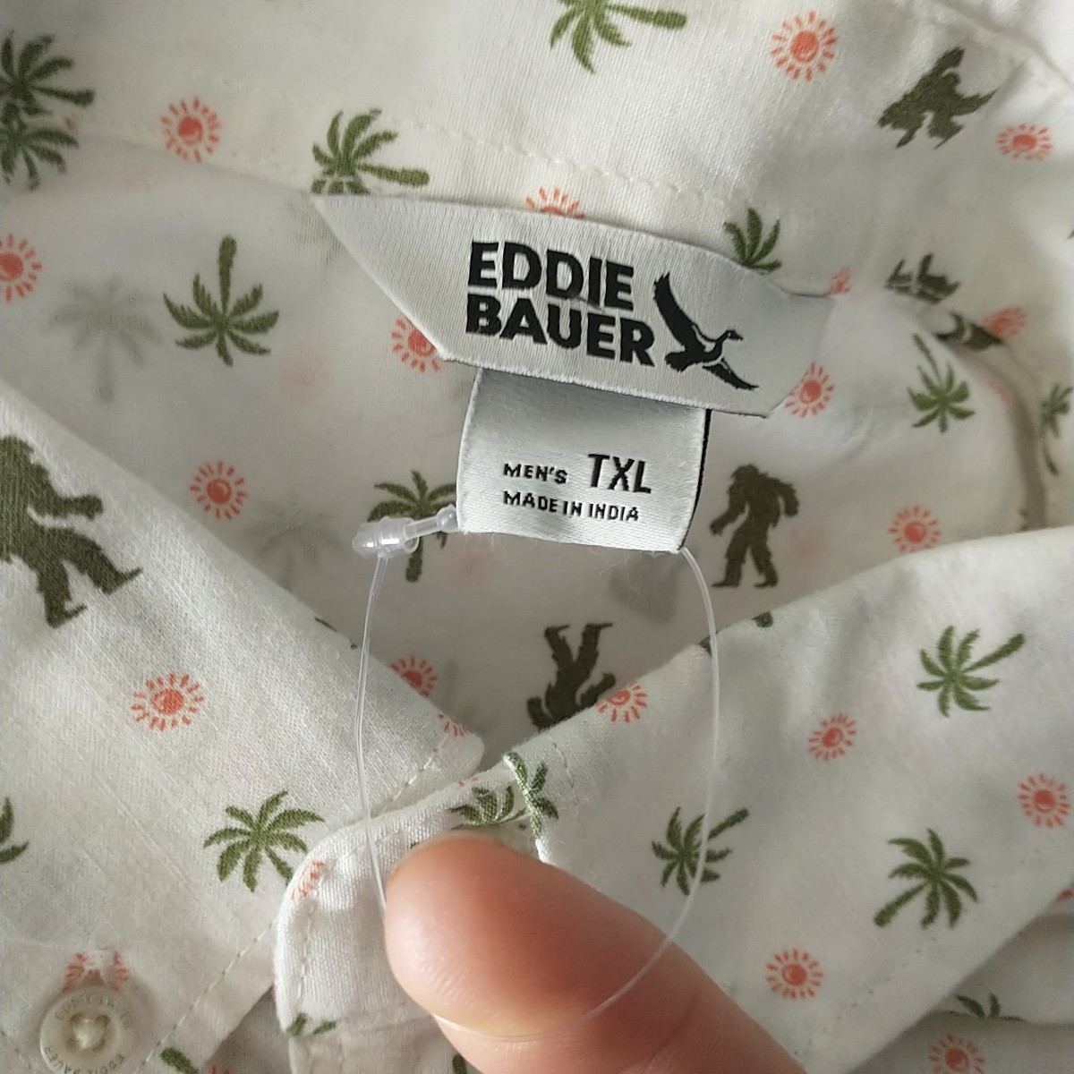 New Eddie Bauer Shirt Mens XLTall White Palm Tree Monkey NoveltyPrint ButtonDown