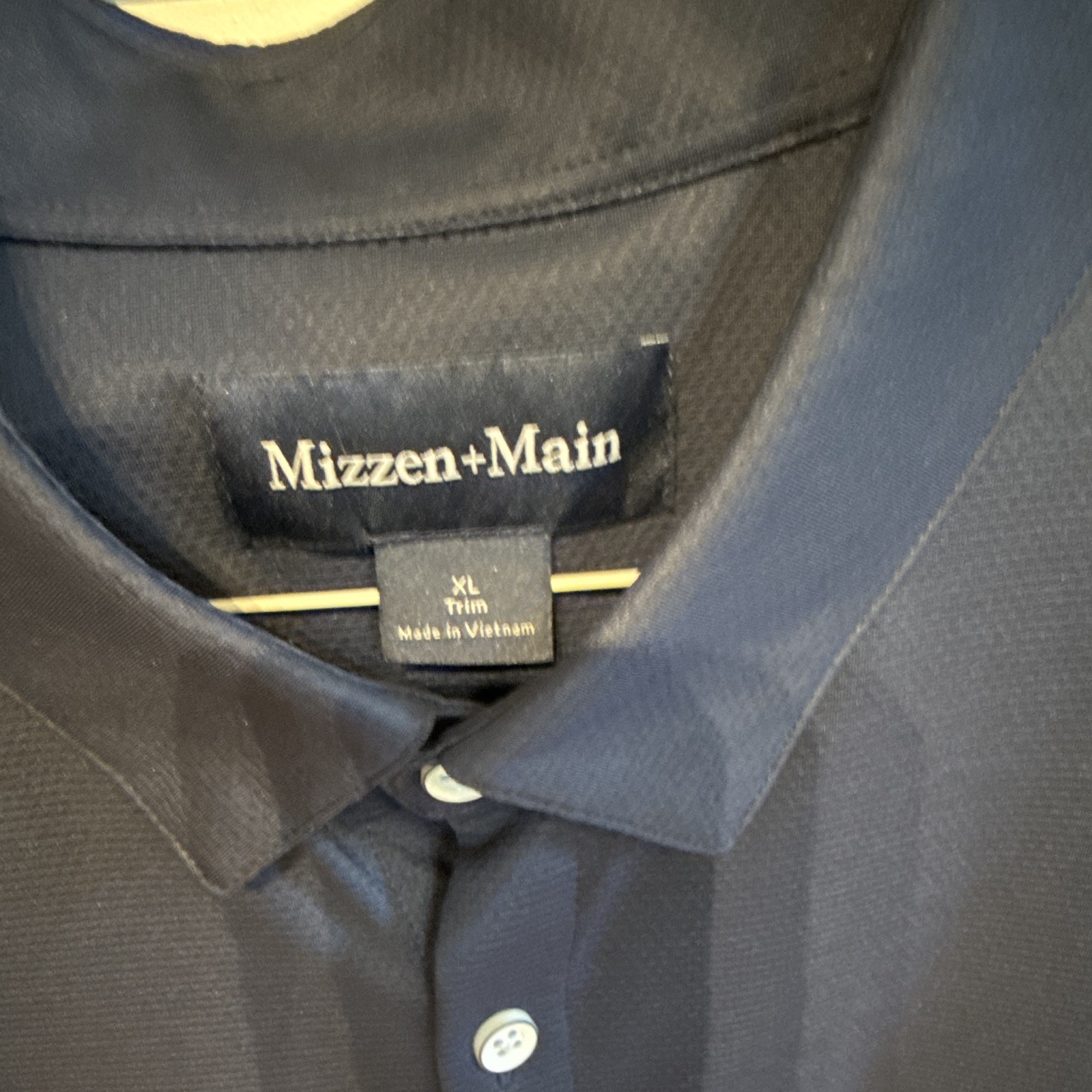 Mizzen+Main XL Trim Navy Solid Short Sleeve Point Collar Knit Shirt