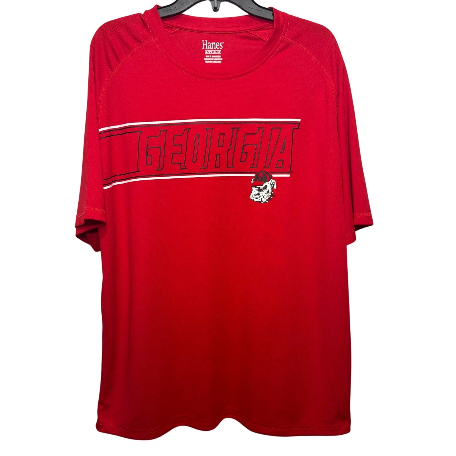 Georgia Bulldogs short sleeve Red T-shirt by Hanes. Size XL 46/48
