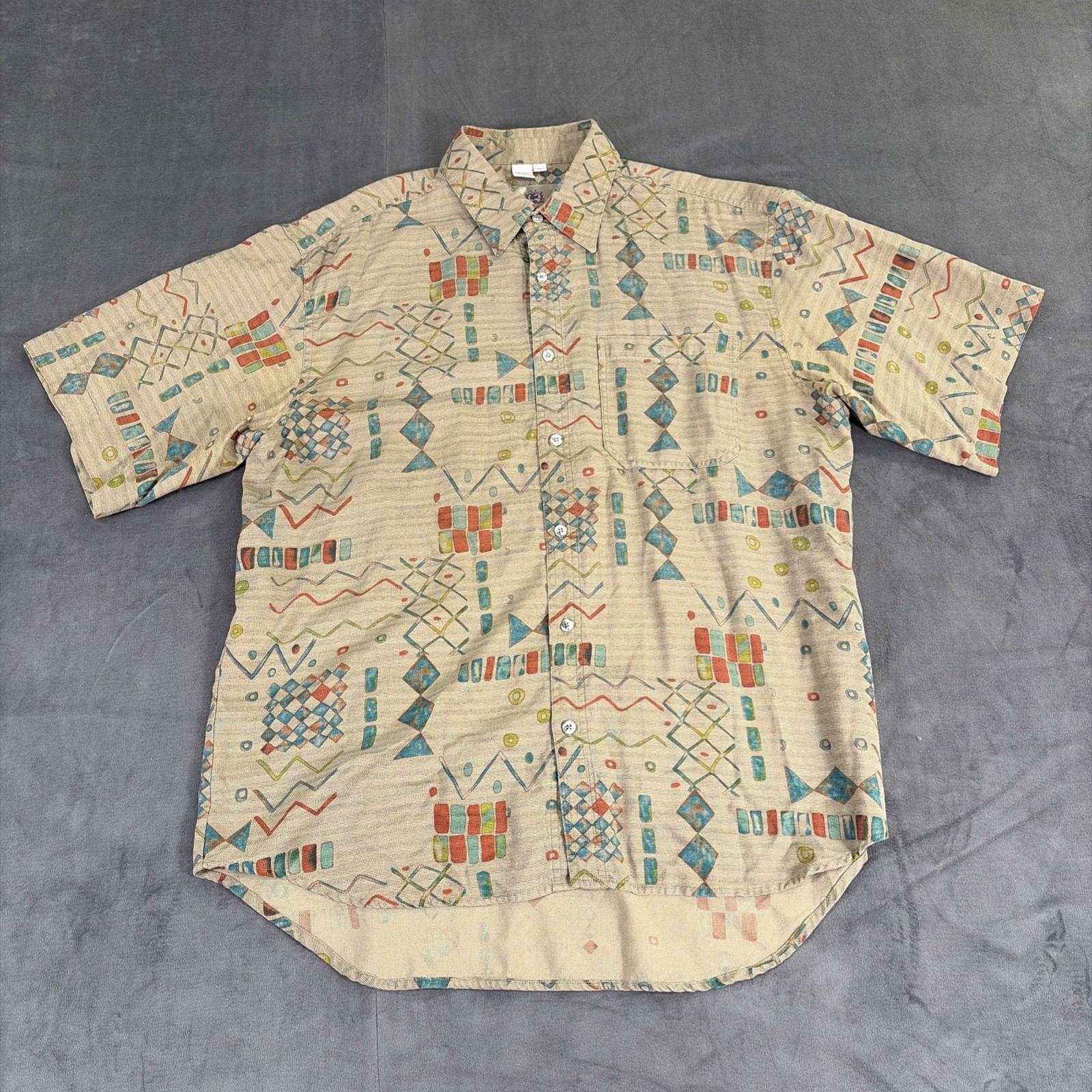 The Territory Ahead Men’s Shirt XL Short Sleeve Native Tribal Print Silk Charity