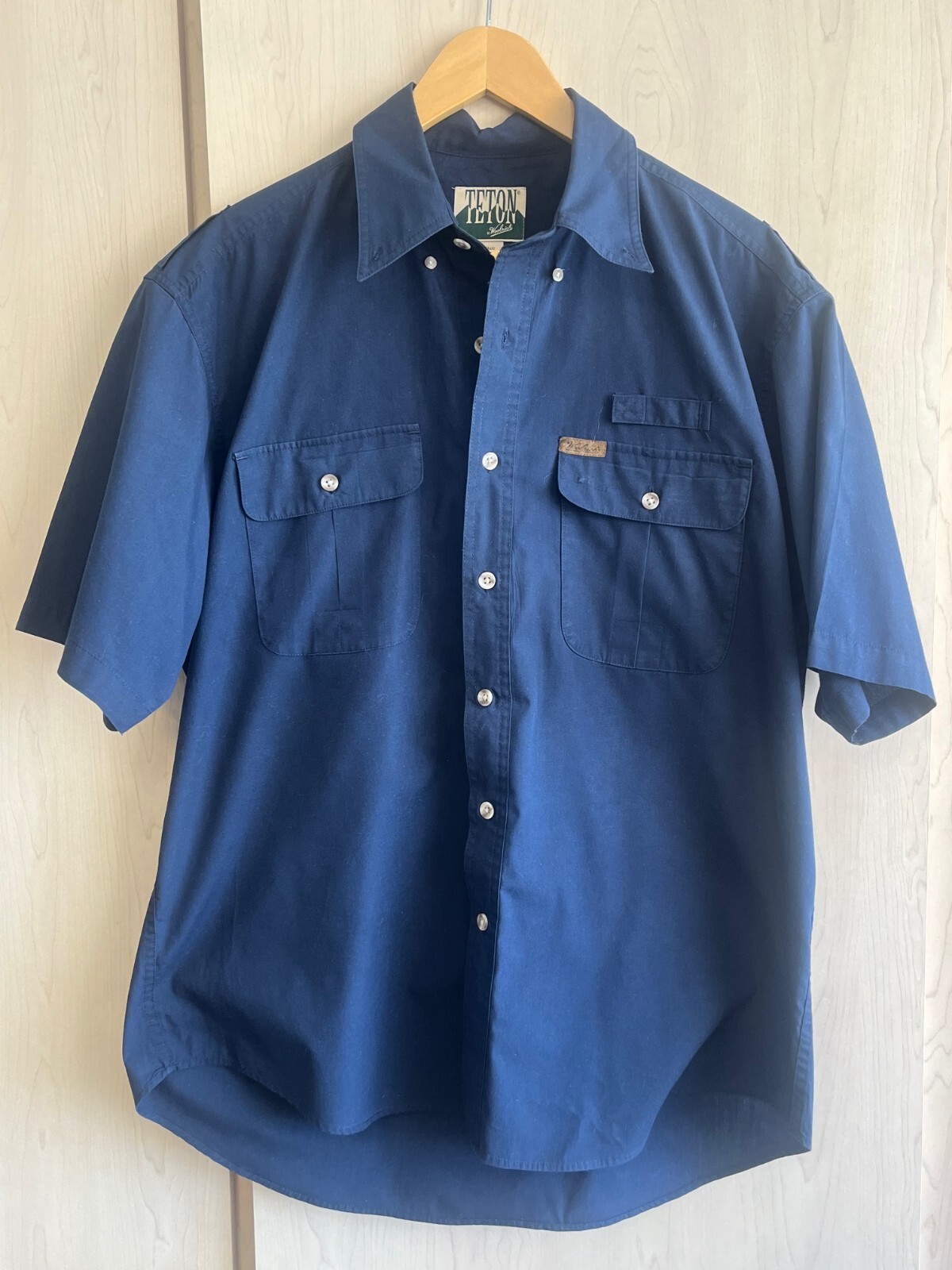 Woolrich Teton Button Up Mens M Navy Blue Short Sleeve Zipper Pocket 6210MW