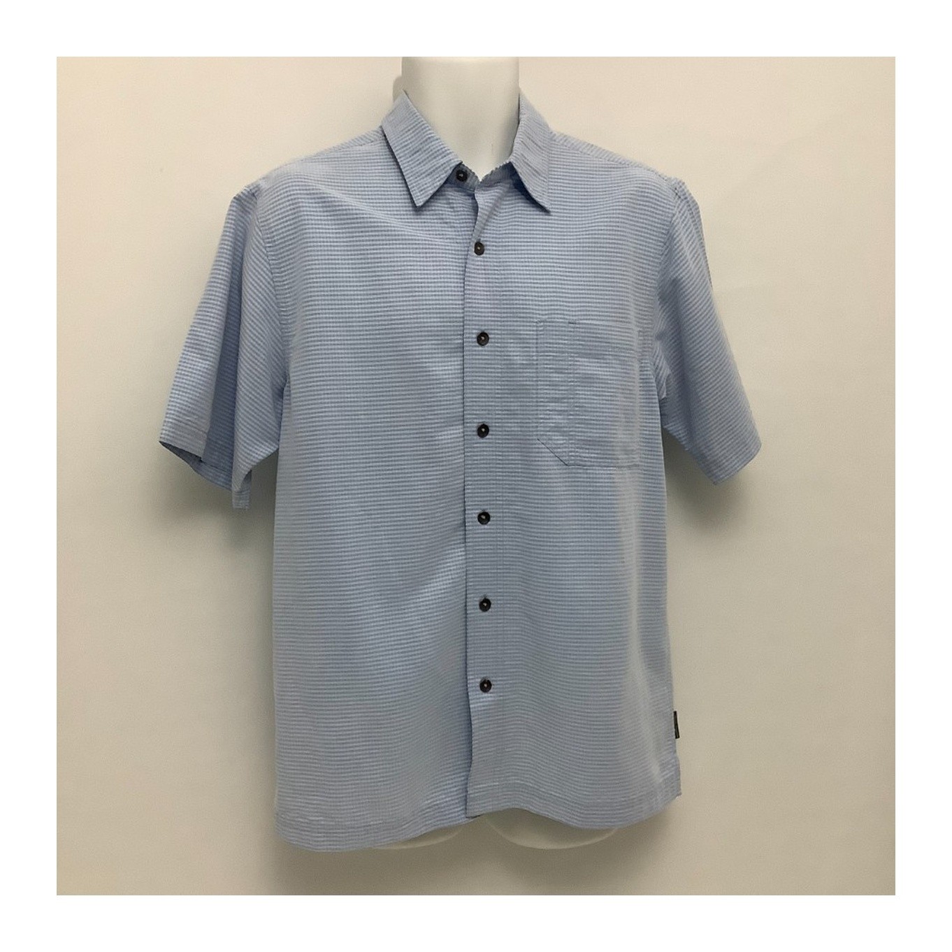 Royal Robbins Classic Fit Short Sleeve Button up Shirt Size M 30in Length 22in