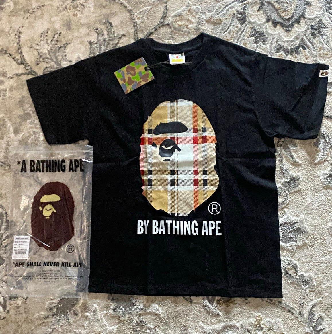 A Bathing Ape BAPE Black Ape Head Logo Graphic Crew Neck Tee Shirt Mens M