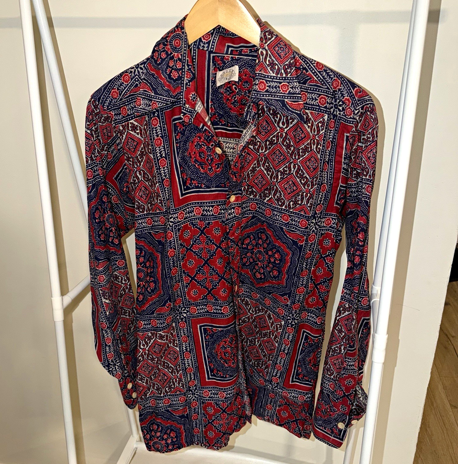 Men’s Long Sleeve Cotton Woven Button-Up Shirt Red/Blue/White Geometric 15 1/2