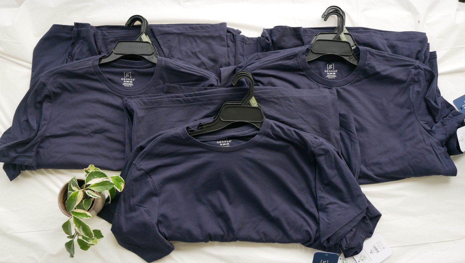 NWT George Men’s XL Navy TShirt