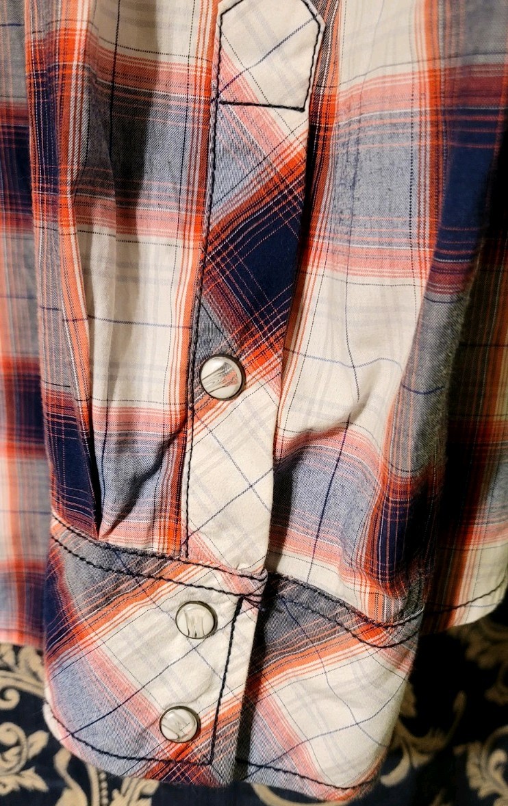 Various Artists Men’s Snap Button Up XXL, long Sleeve Shirt, Pre-owned.