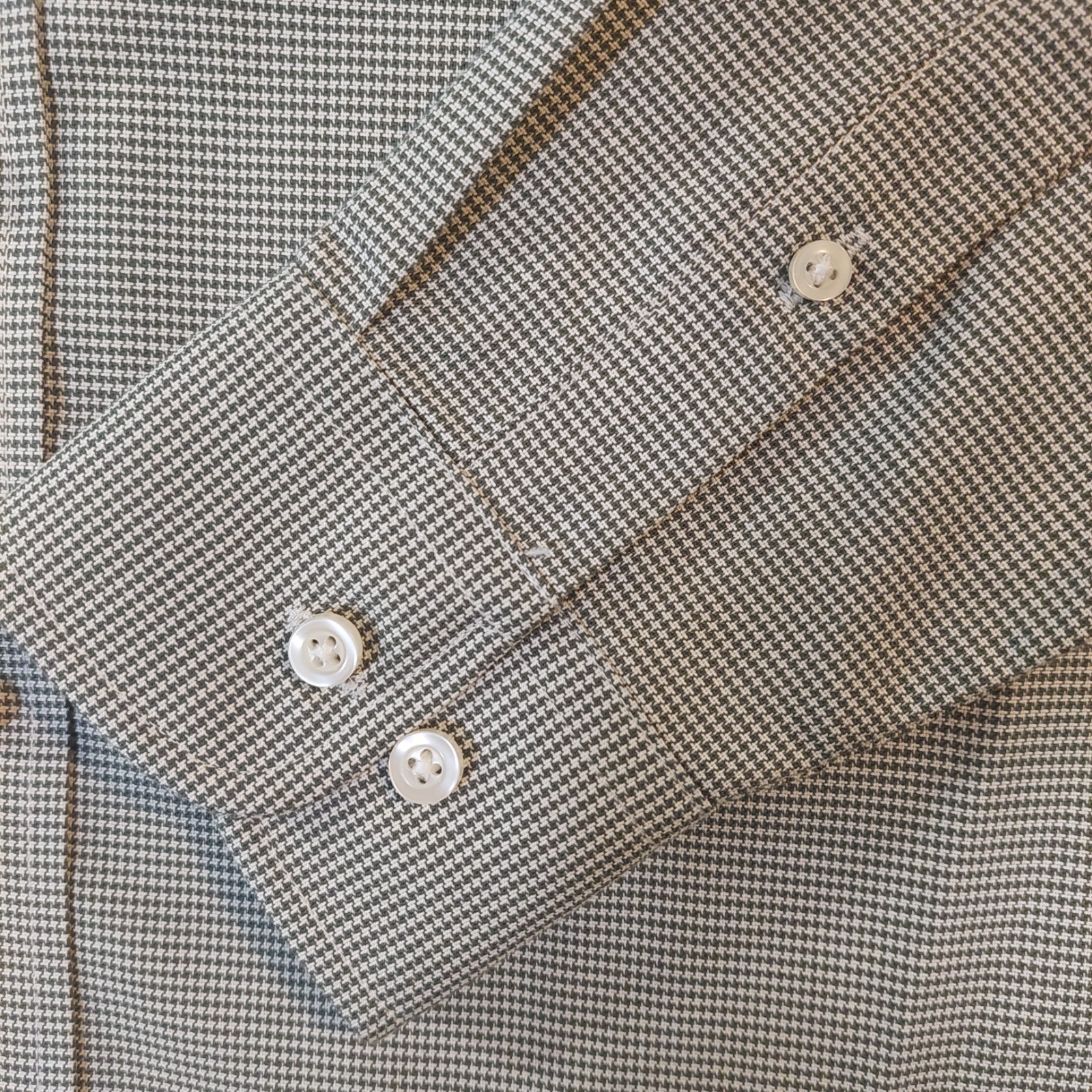 Stafford Men Button Down Shirt Long Sleeve Houndstooth Coolmax: S,XLT, 3XL, 3XLT