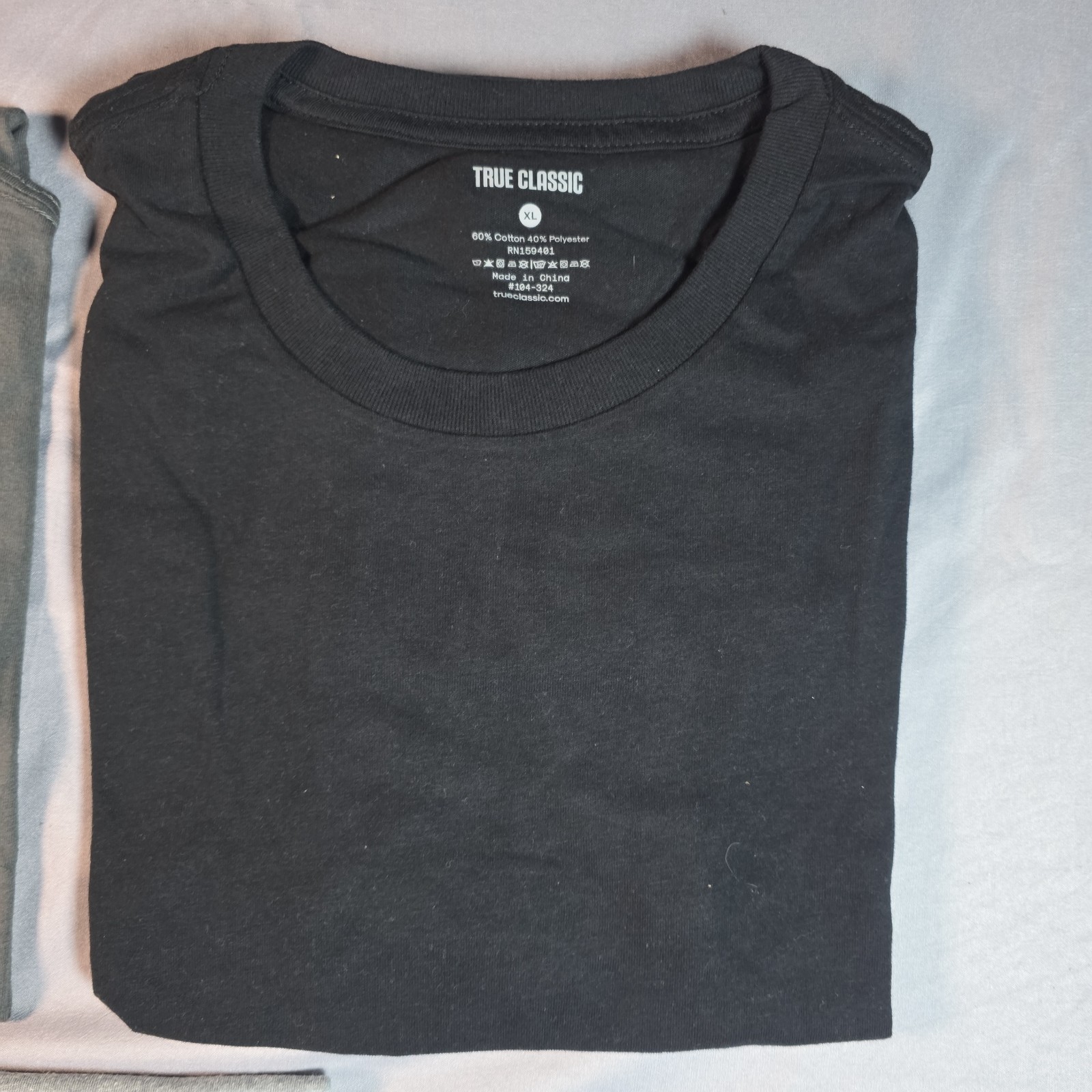 True Classic Crew Neck (2 pack) extra large XL Black & Gray