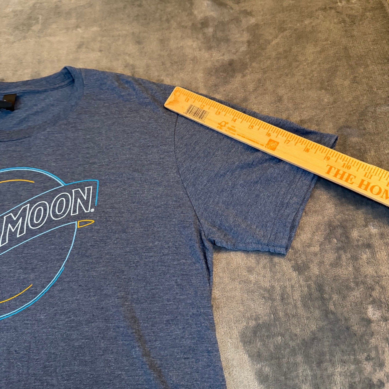District Blue Moon Graphic T Shirt Mens Large Blue Tri Blend Short Sleeve