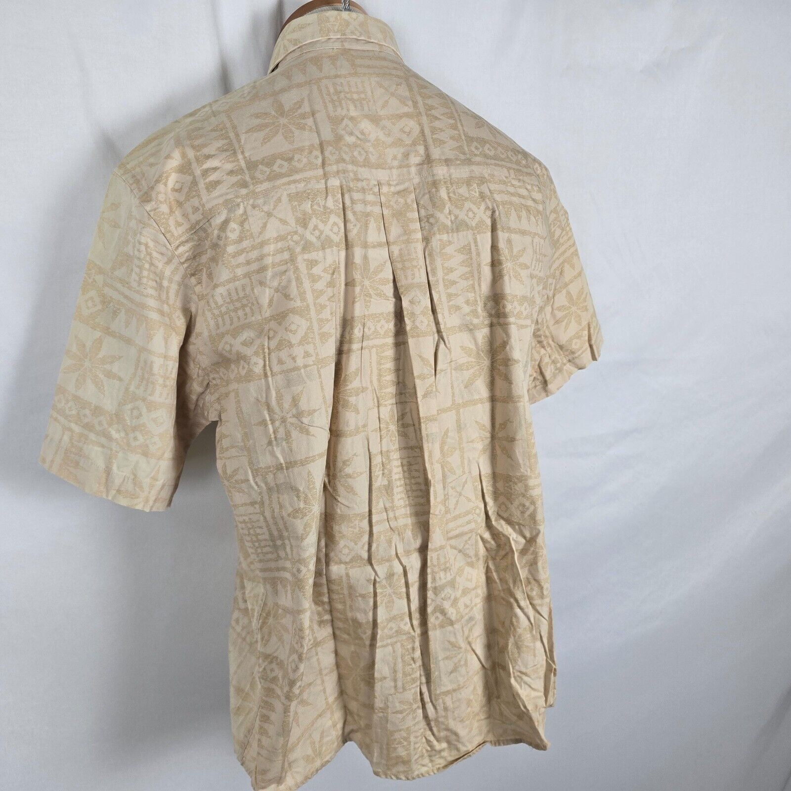 Natural Issue Button Down Shirt Men’s L Tan Cream Hawaiian Geo Short Sleeve
