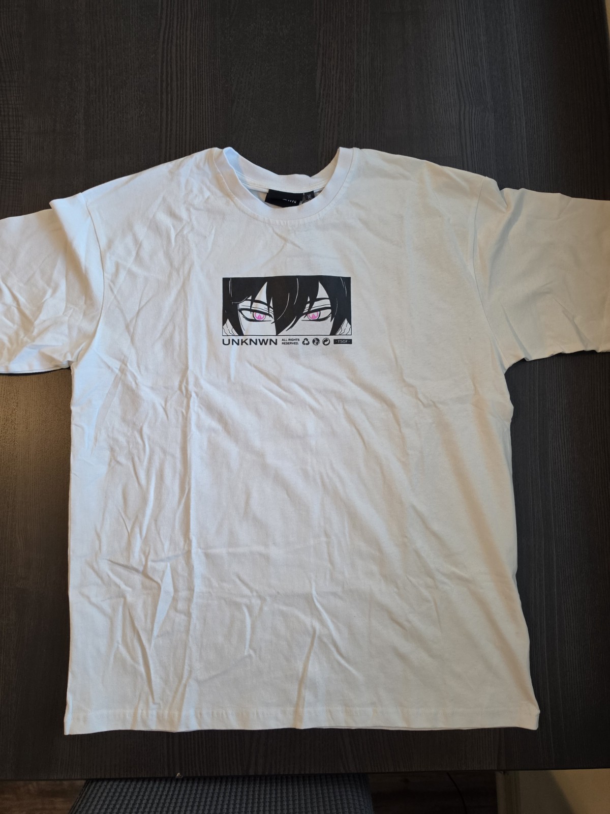 Unknwn White Size XL Anime NWT
