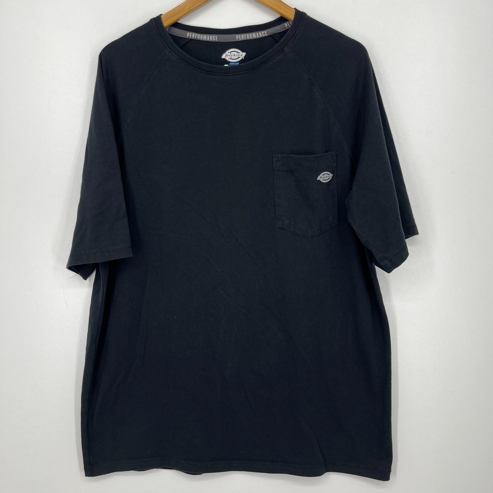 Dickies Pocket T-Shirt Men’s Size XLT Tall Black Cooling Temp-iQ Performance