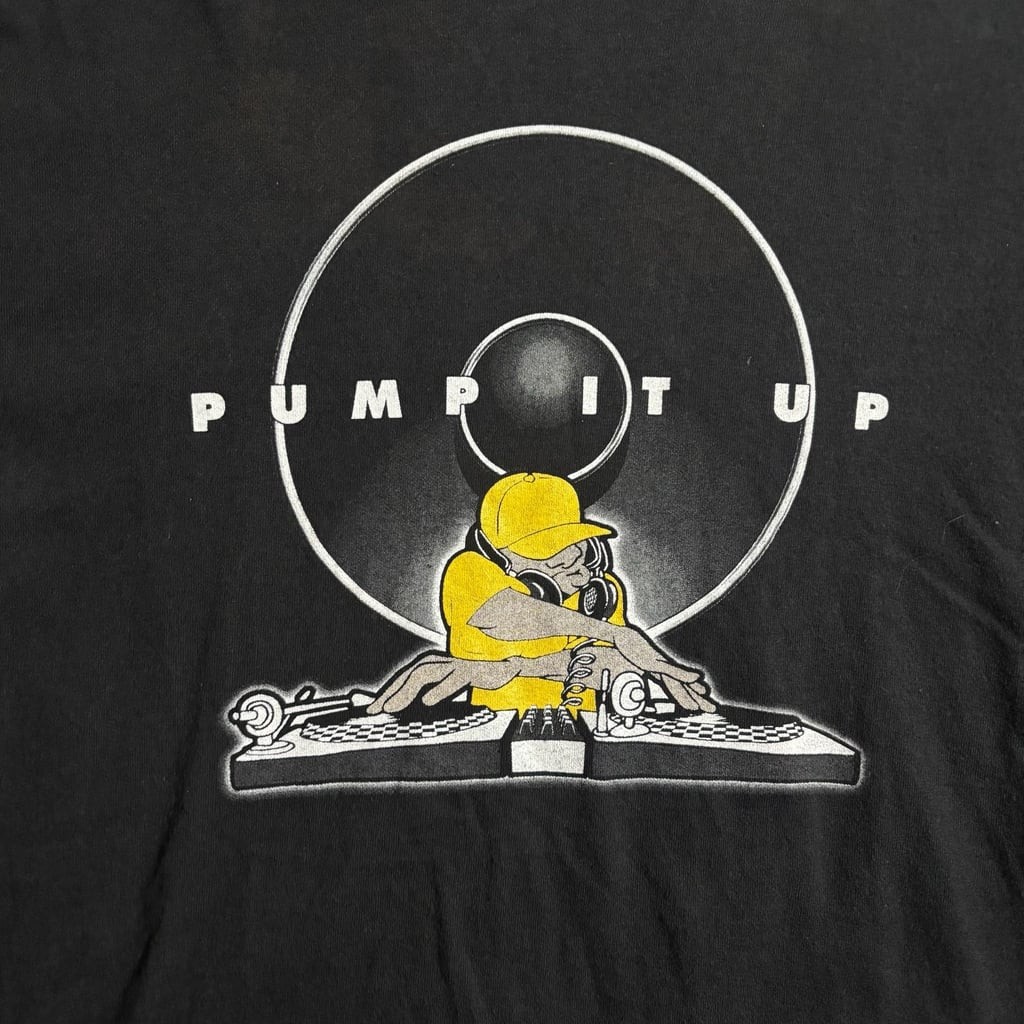 Delta Pro Weight Pump It Up DJ Graphic T-Shirt Youth XL/Mens Small RC52
