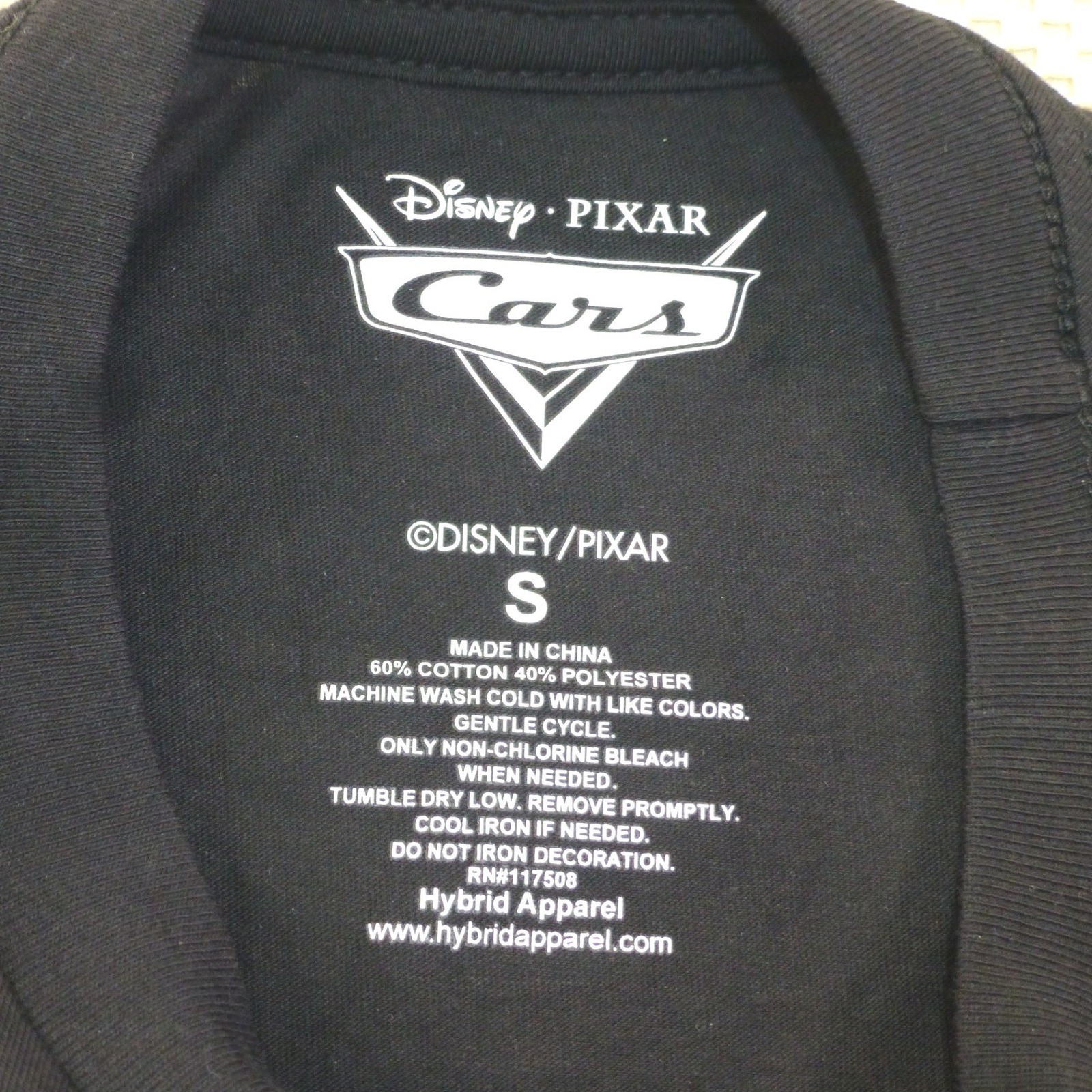 Disney Pixar Cars Lightning McQueen Double Sided Piston Cup Racing T-Shirt Small