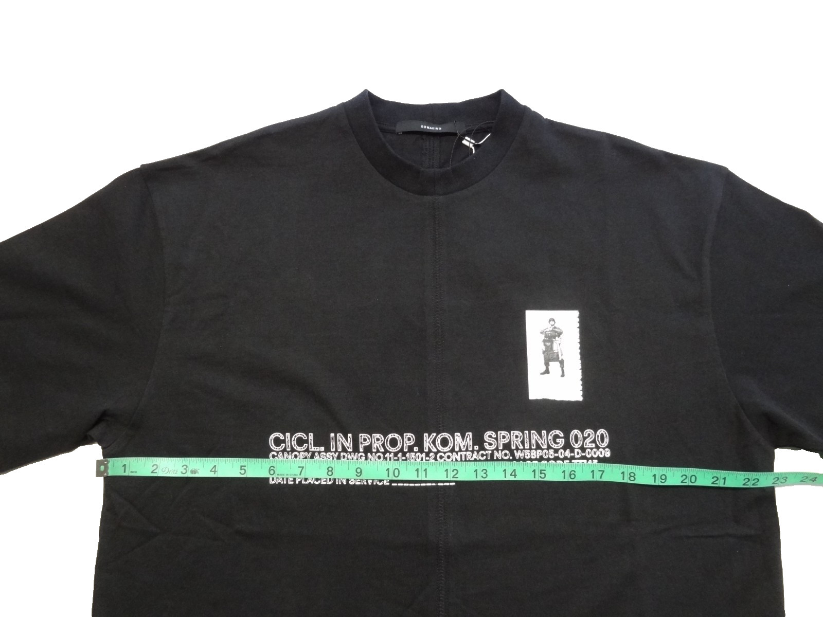 NWT Komakino M Utility Side Zip Pocket Black Short Sleeve Tee T-Shirt Designer