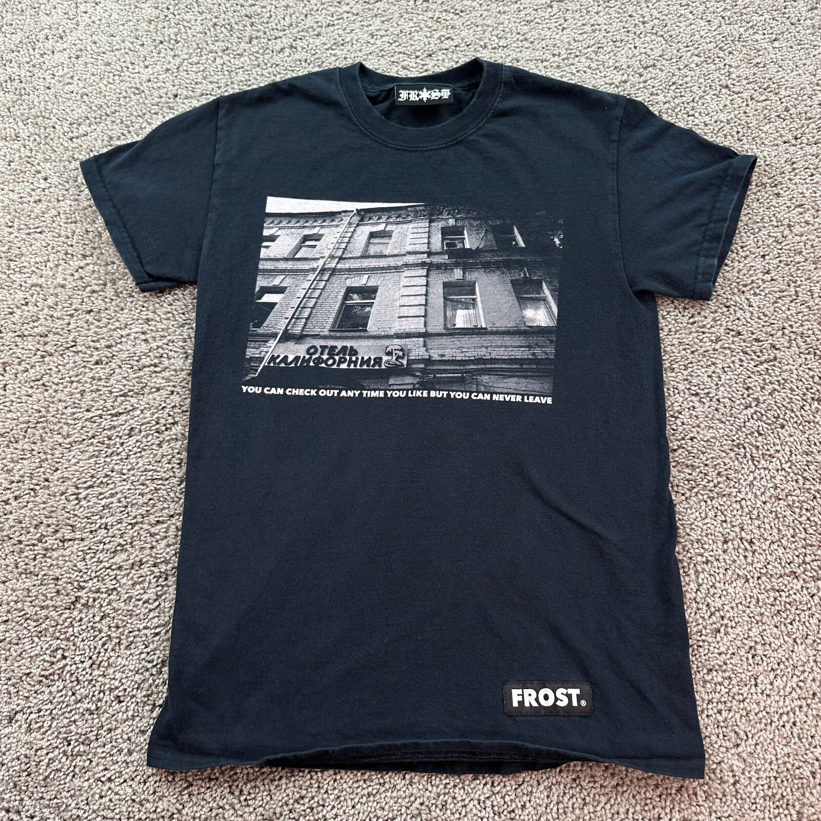 Frost Shirt Mens Small Black White Cyrillic You Can Never Leave Short Sleeve