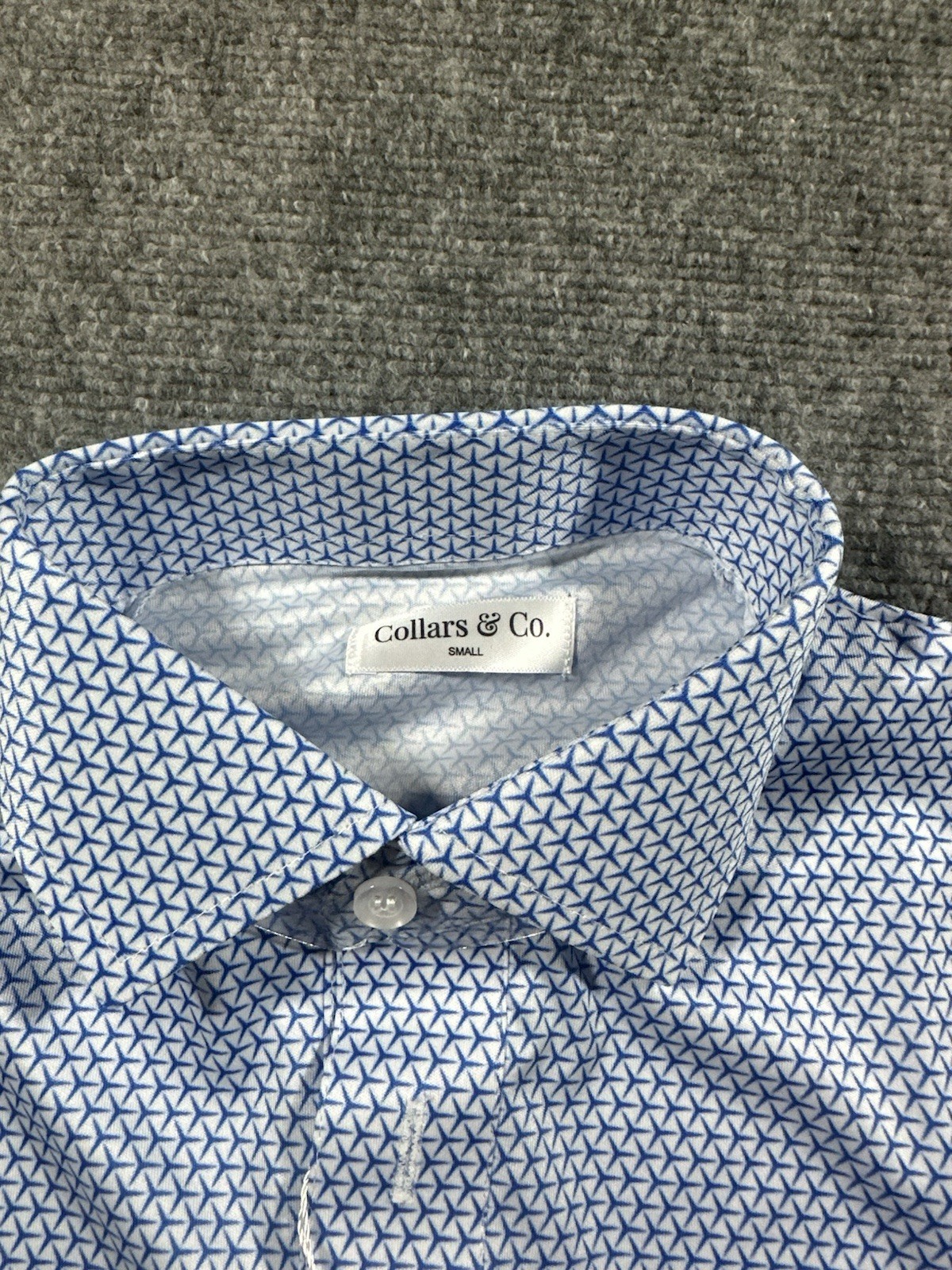 Collars & Co Men’s Small White Blue Geometric Dress Collar Polo Stretch NWT