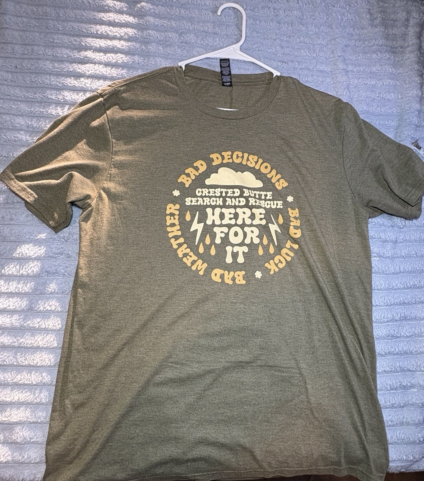 District Perfect Tri Bad Decisions Crested Butte Olive Green Men’s T-Shirt L