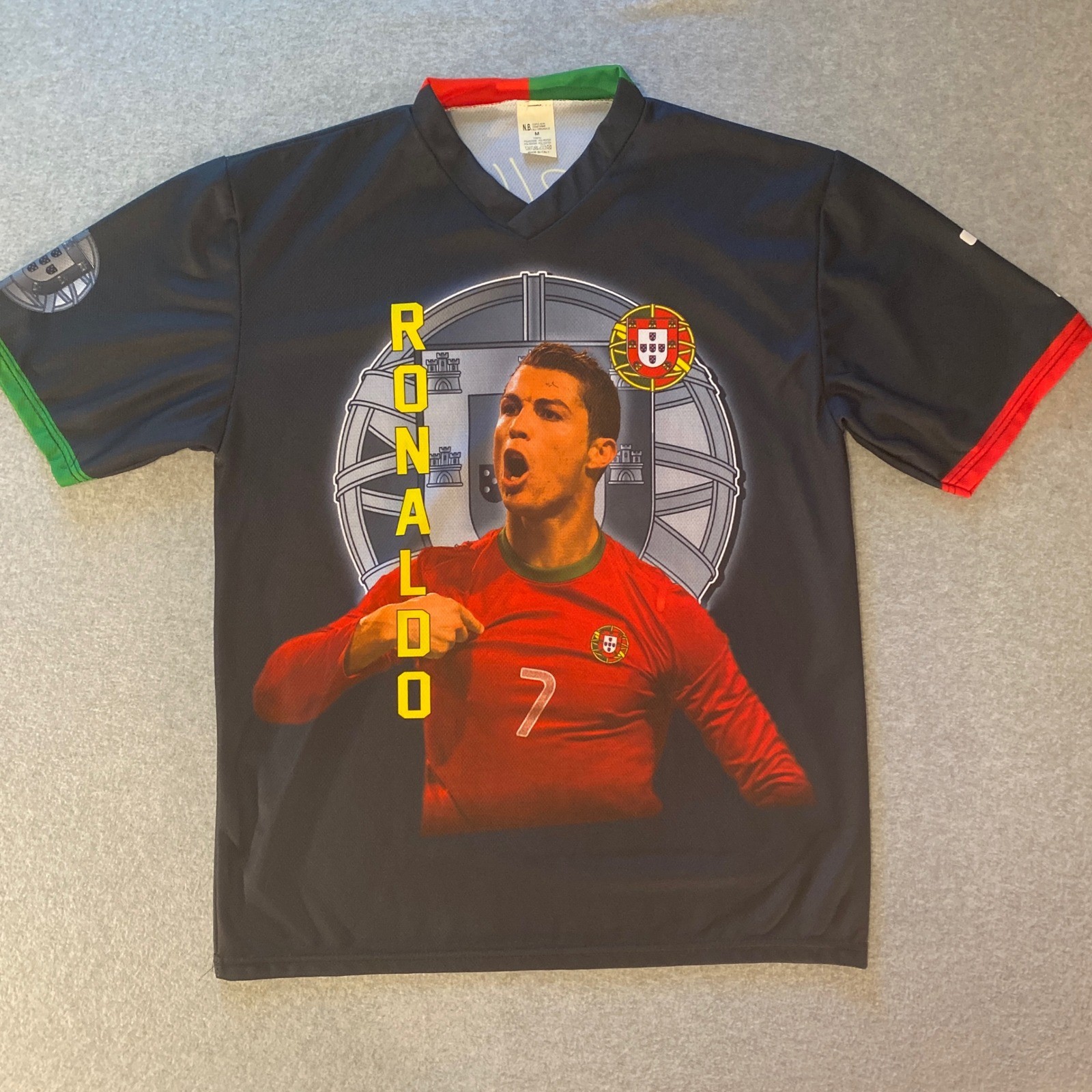 Cristiano Ronaldo Portugal Soccer Jersey Shirt CR7 Graphic Mens Medium Italy