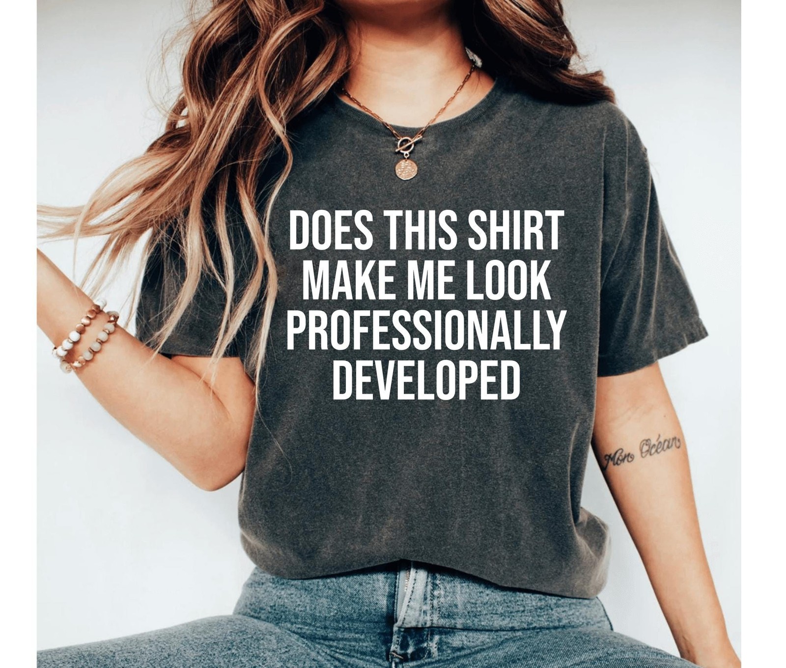 Does This Shirt Make Me Look Professionally Developed Funny Office Shirt