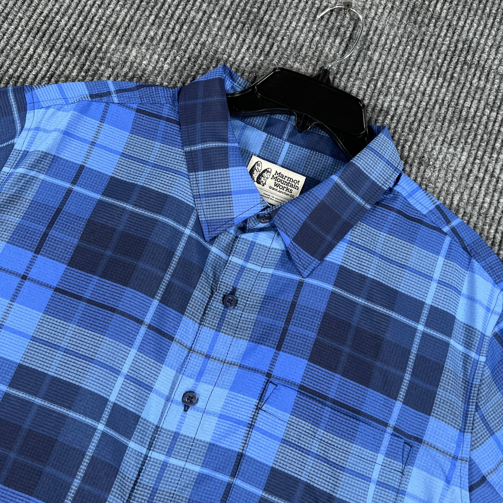Marmot Aerobora Shirt Mens Large Blue Plaid Short Sleeve Button Up Outdoor New