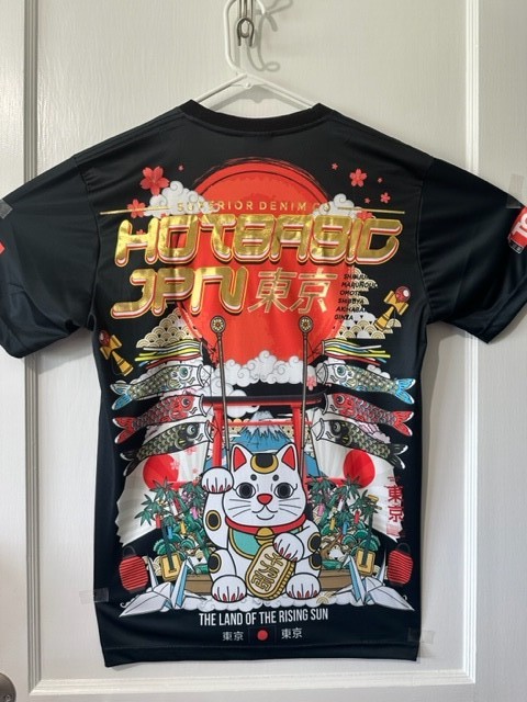 Cool Tshirt Japanese Style Light weight comfortable Unisex Machine Wash Cat Flag