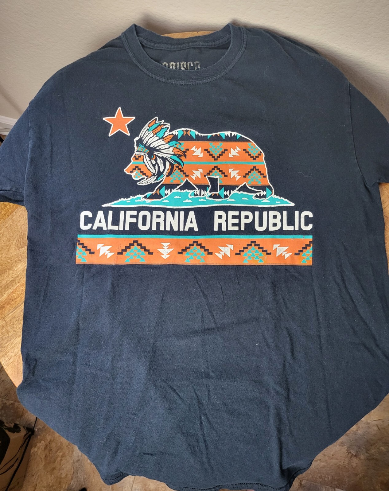 Brisco Apparel California Republic Native American Bear Graphic T-shirt Size L