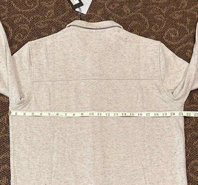 Men’s Travis Mathew Cloud Waffle Button Up Shirt Size Medium Heather Light Grey