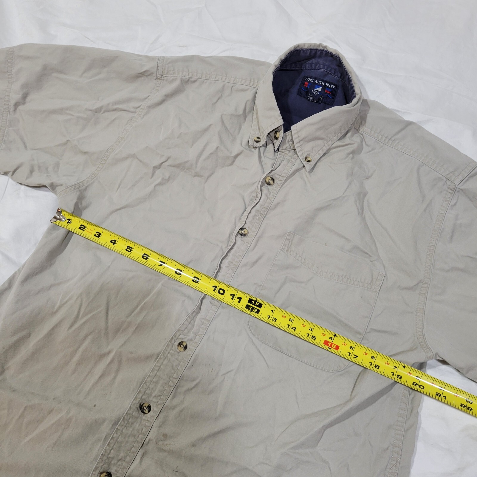 Port Authority Button Up Shirt Short Sleeve Men’s Size Medium M Classic Cotton