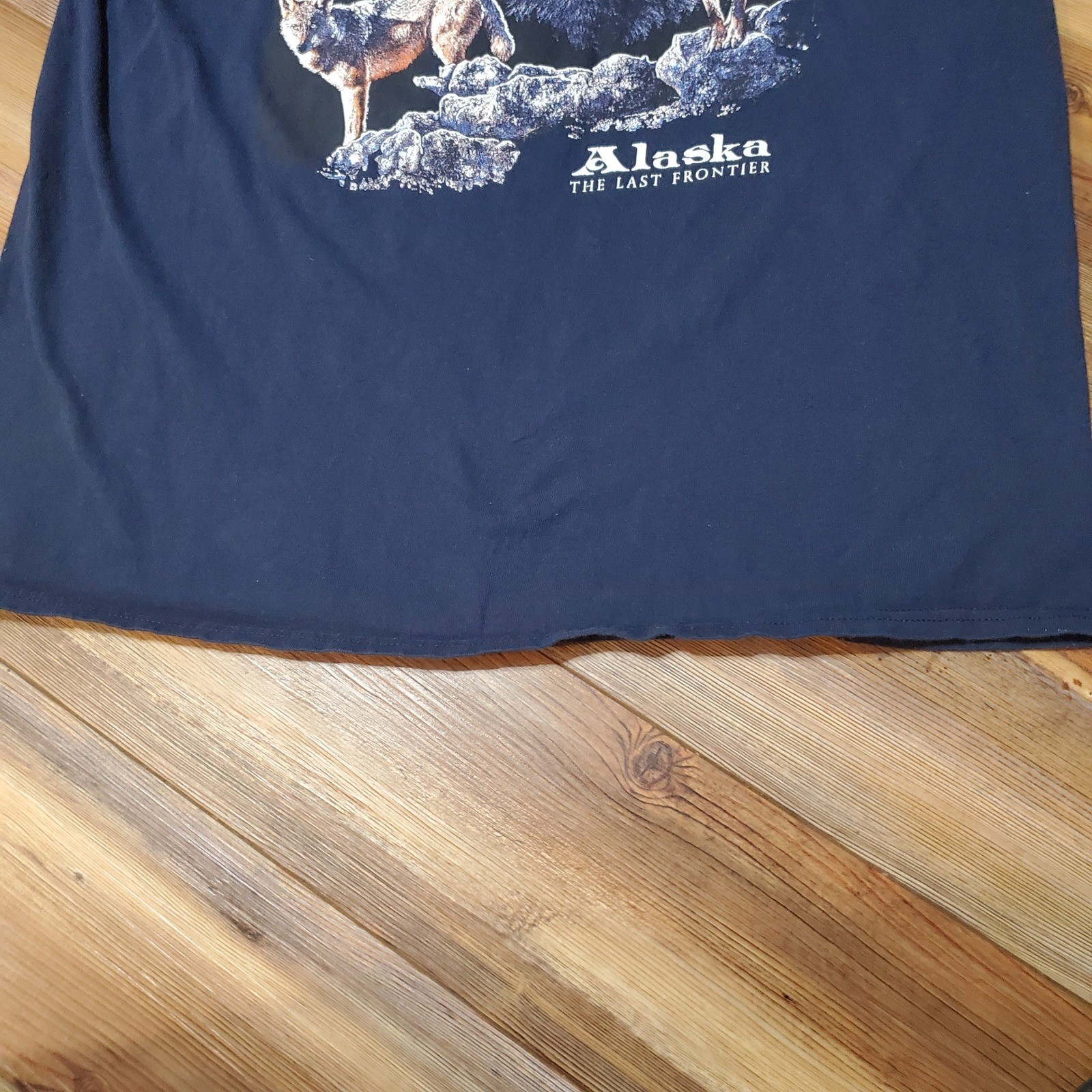 Vintage Delta Pro Weight Alaska Wolf Totem Last Frontier Graphic T-Shirt Mens XL