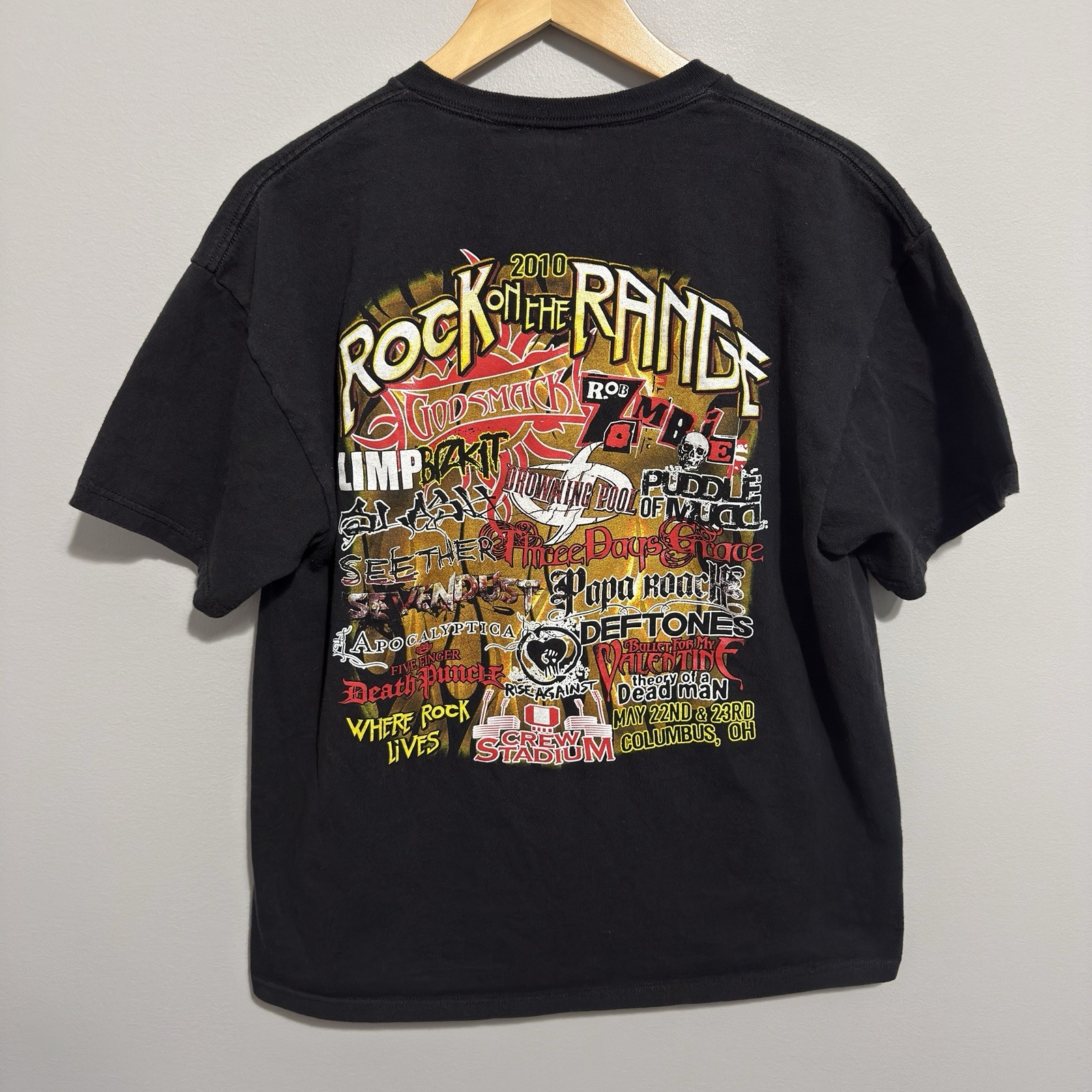 Vintage Delta Pro Weight 2010 Rock On The Range Black Band T-Shirt Size Large