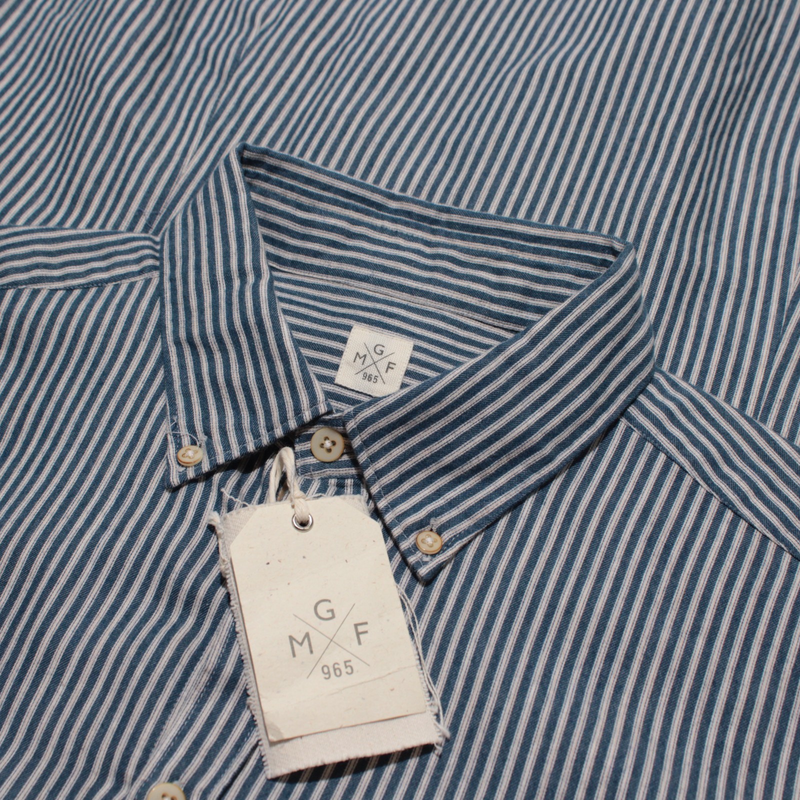GMF NWT Long Sleeve Flannel Dress Shirt Size 42 16.5 in Blue Stripes 100% Cotton